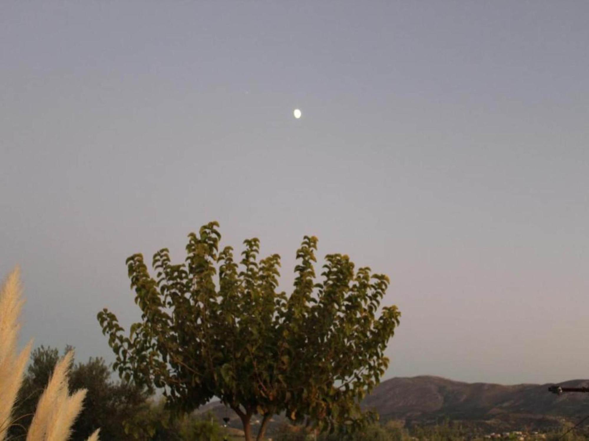 Sprawling Vlilla In Malades Villa Agios Sillas Buitenkant foto